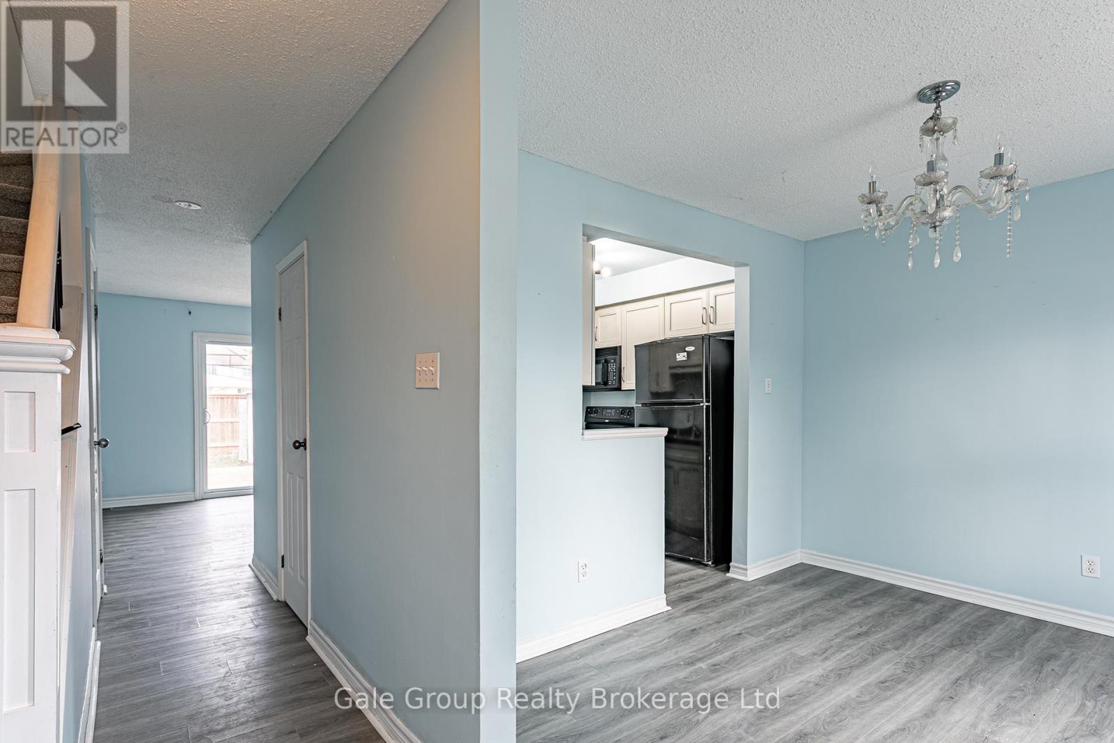 7 - 39 Blandford Street, Woodstock (Woodstock - North), Ontario  N4S 7H7 - Photo 5 - X13161096