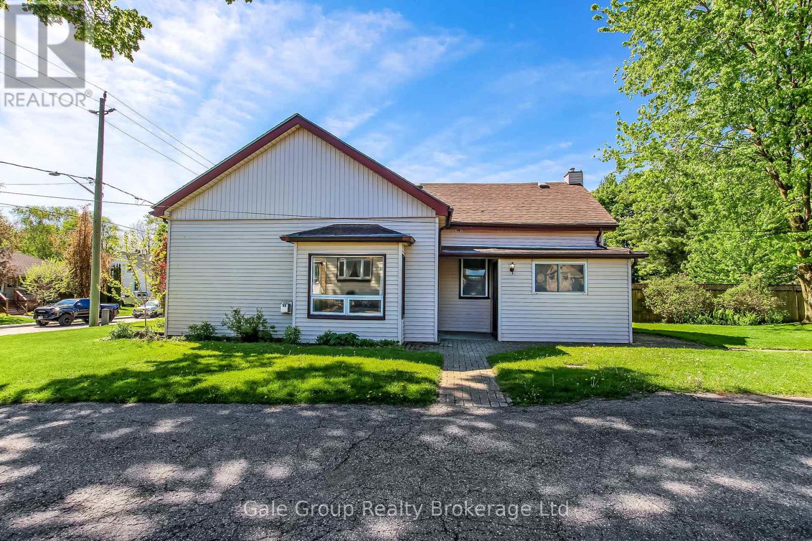 42 Maud Street, Woodstock (Woodstock - South), Ontario  N4S 3Y4 - Photo 3 - X13161296