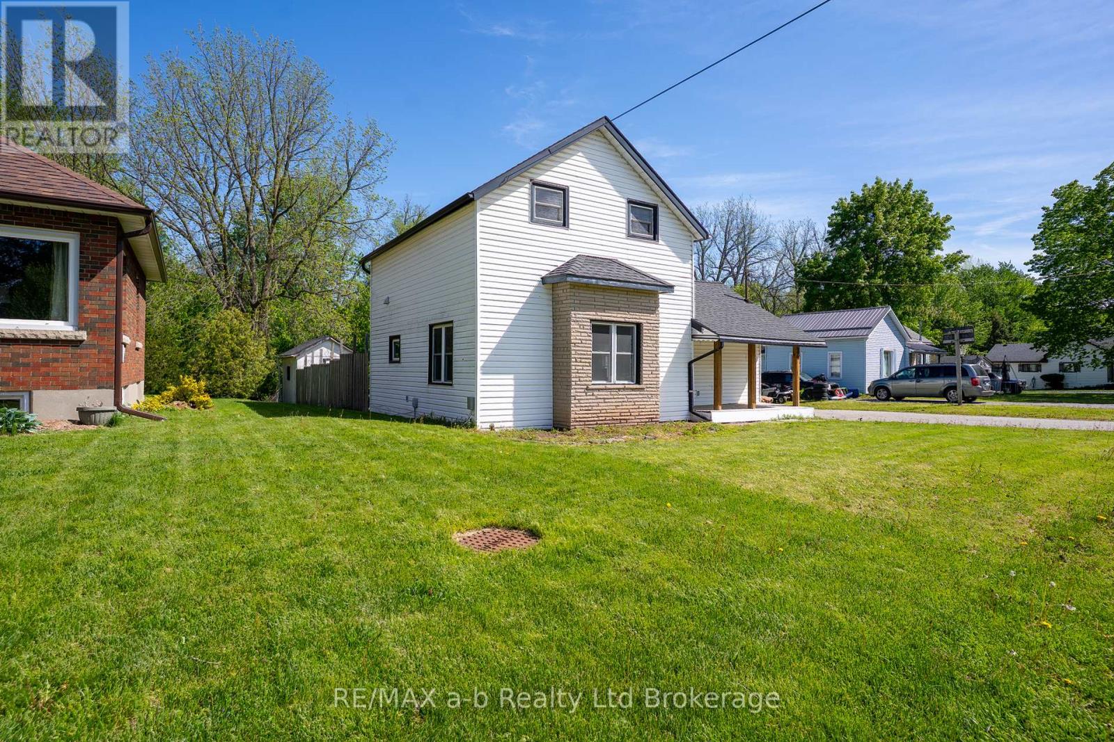 24 Carman Street, Norwich (Norwich Town), Ontario  N0J 1P0 - Photo 2 - X13161788