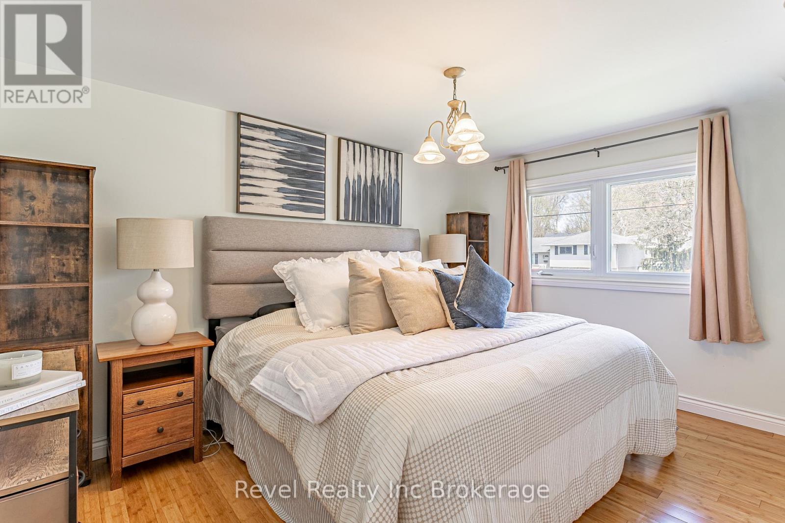 828 Warwick Street, Woodstock (Woodstock - North), Ontario  N4S 4R4 - Photo 15 - X13161956