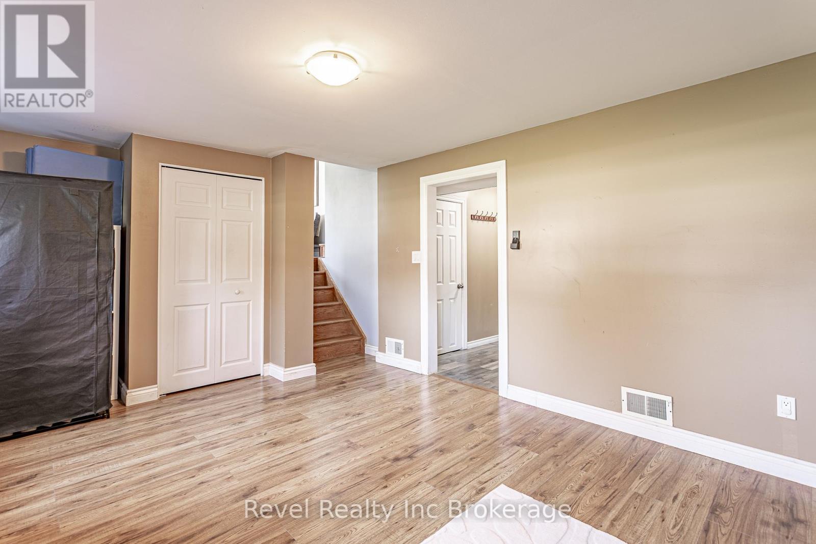 828 Warwick Street, Woodstock (Woodstock - North), Ontario  N4S 4R4 - Photo 23 - X13161956