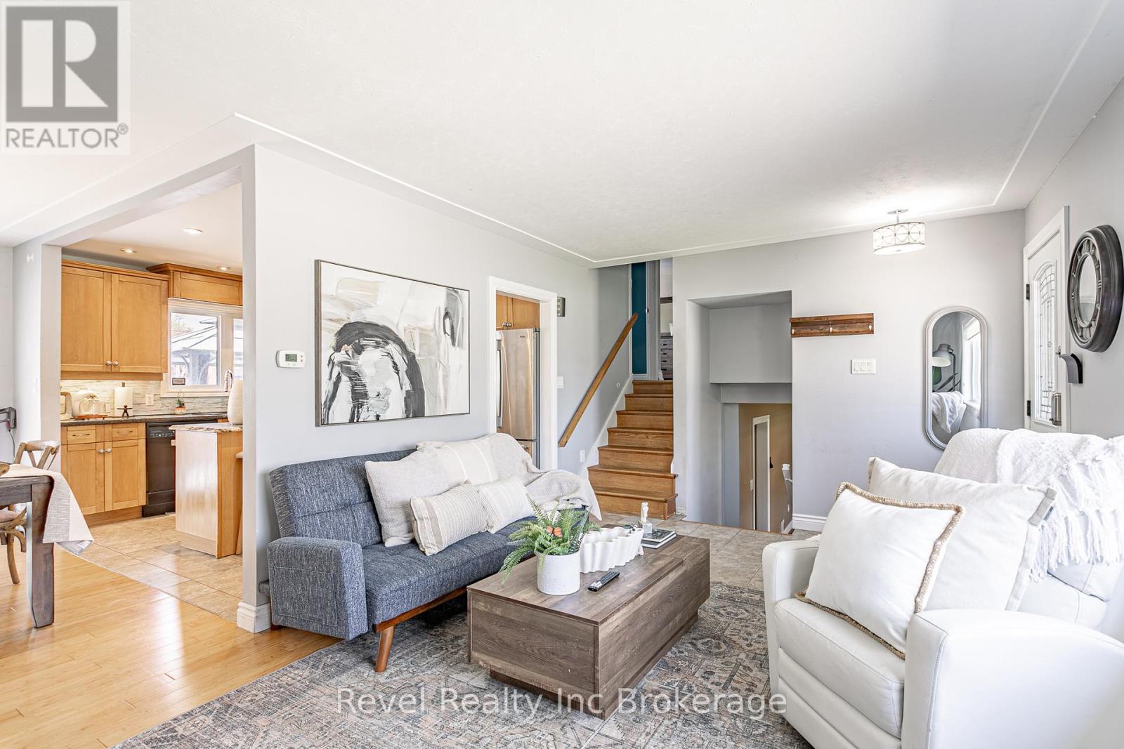 828 Warwick Street, Woodstock (Woodstock - North), Ontario  N4S 4R4 - Photo 7 - X13161956