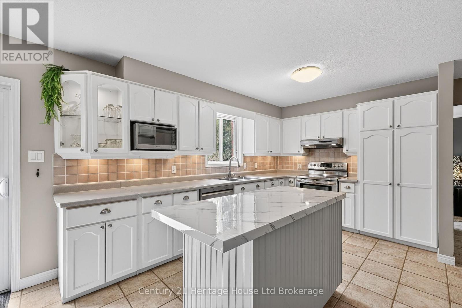 94 Mason Drive, Ingersoll (Ingersoll - South), Ontario  N5C 4A2 - Photo 12 - X13163620