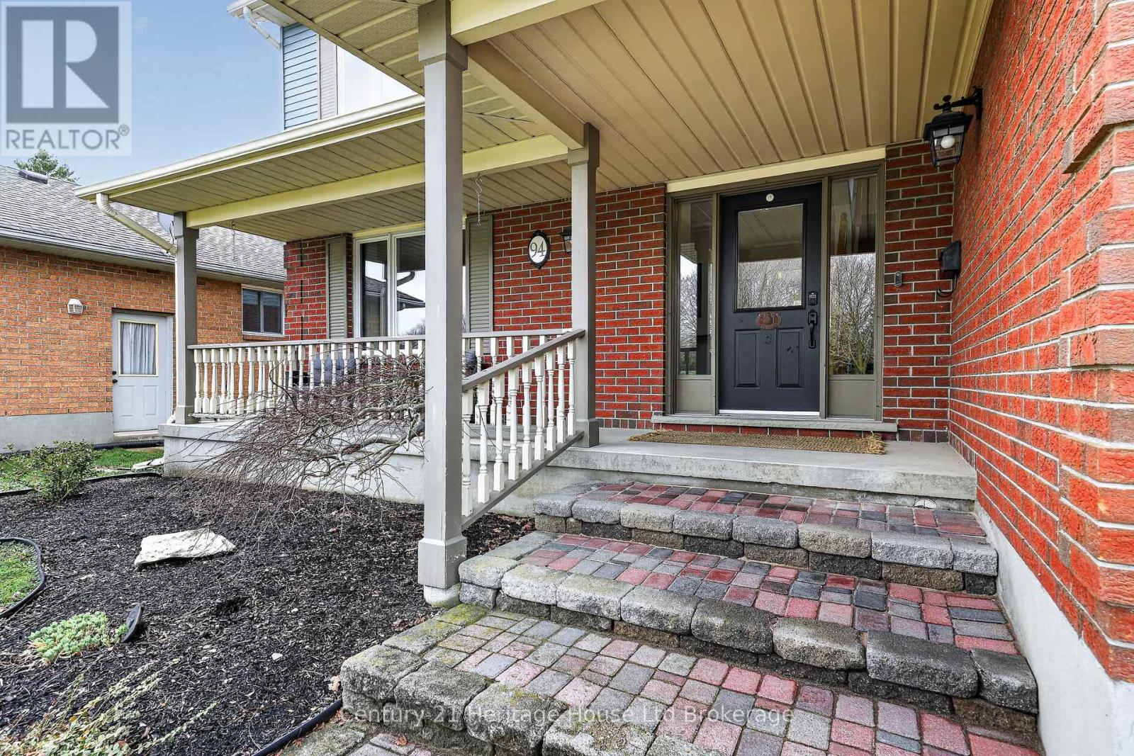 94 Mason Drive, Ingersoll (Ingersoll - South), Ontario  N5C 4A2 - Photo 5 - X13163620