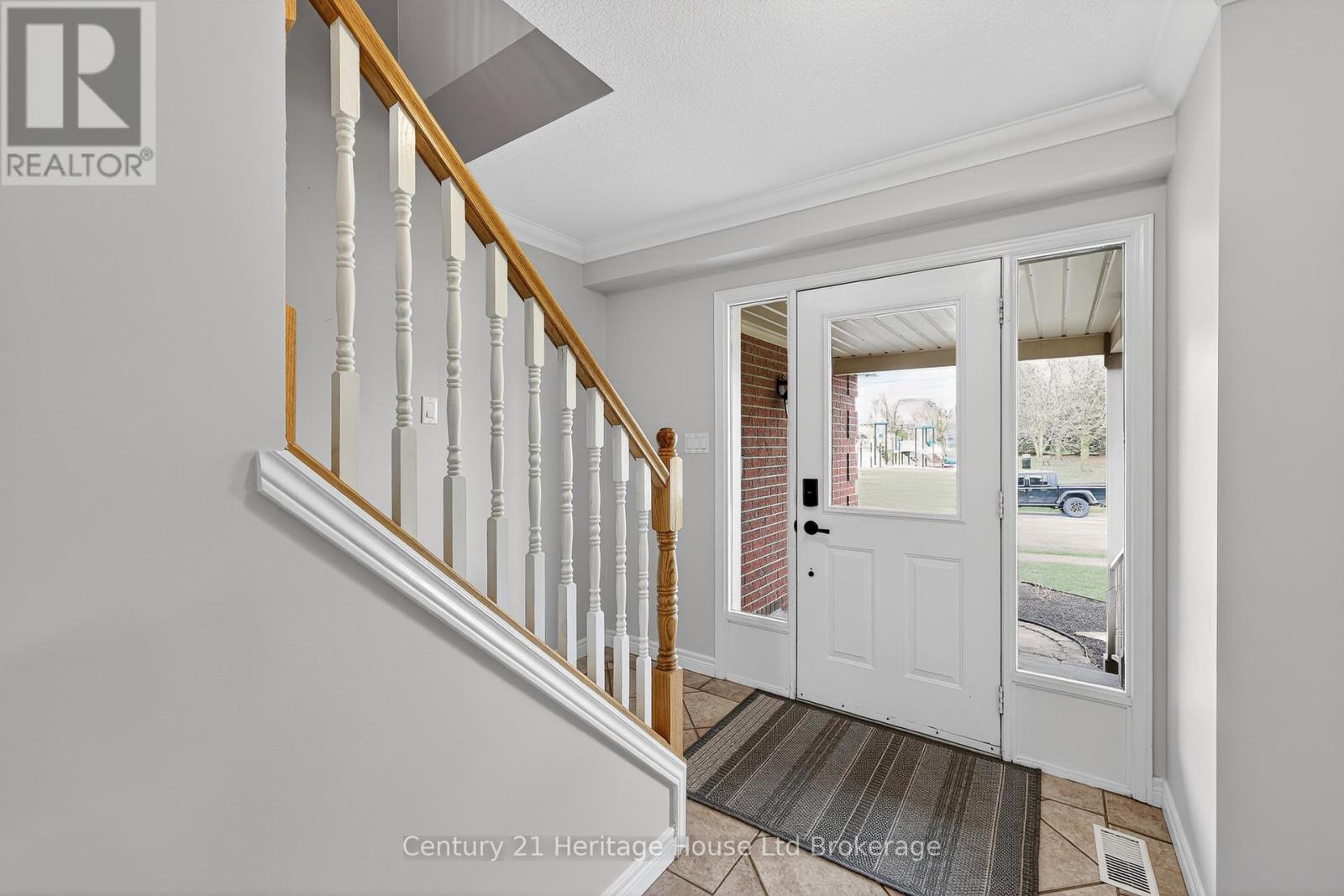 94 Mason Drive, Ingersoll (Ingersoll - South), Ontario  N5C 4A2 - Photo 6 - X13163620
