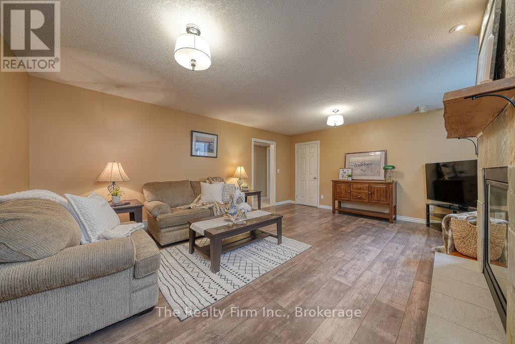 4 Kerr Crescent, Ingersoll (Ingersoll - North), Ontario  N5C 4H2 - Photo 23 - X13168376
