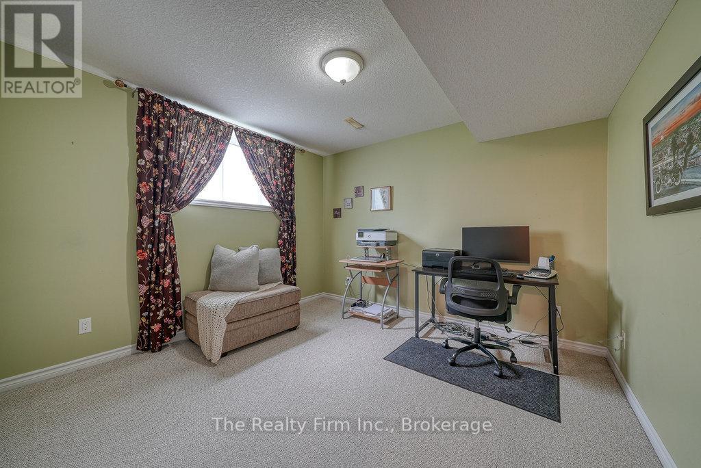 4 Kerr Crescent, Ingersoll (Ingersoll - North), Ontario  N5C 4H2 - Photo 25 - X13168376