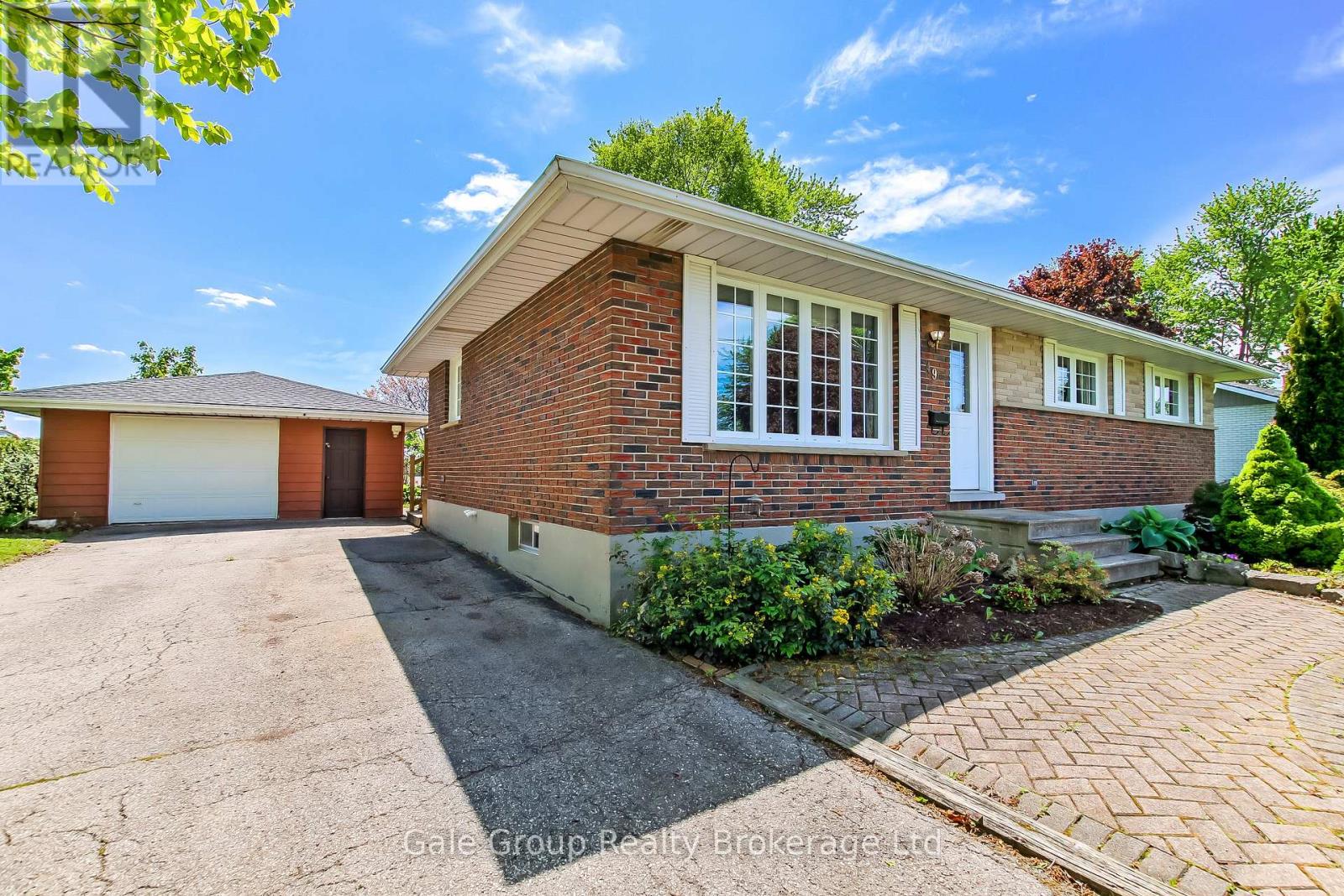 49 Briar Drive, East Zorra-Tavistock (Innerkip), Ontario  N0J 1M0 - Photo 2 - X13169134