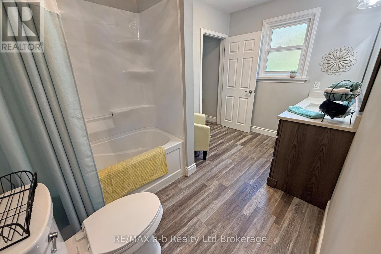 503 Admiral Street, Woodstock (Woodstock - North), Ontario  N4S 5B2 - Photo 24 - X13172790