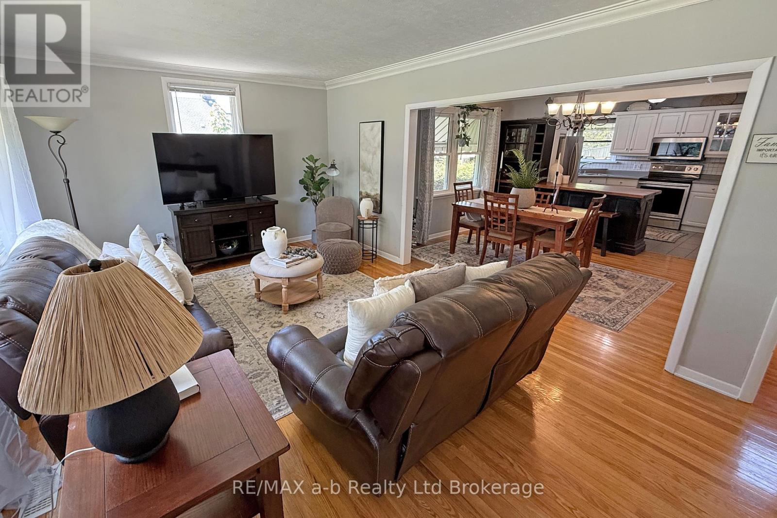 503 Admiral Street, Woodstock (Woodstock - North), Ontario  N4S 5B2 - Photo 8 - X13172790