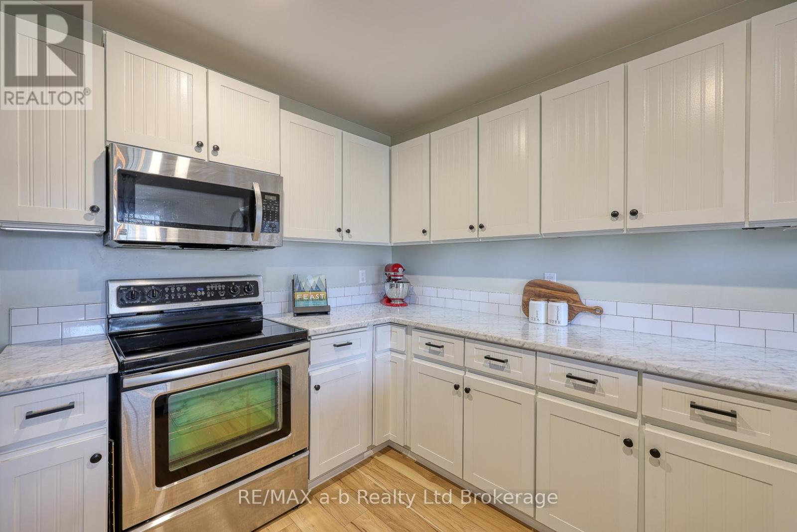 249 Arris Crescent, West Perth (Mitchell), Ontario  N0K 1N0 - Photo 12 - X13173976