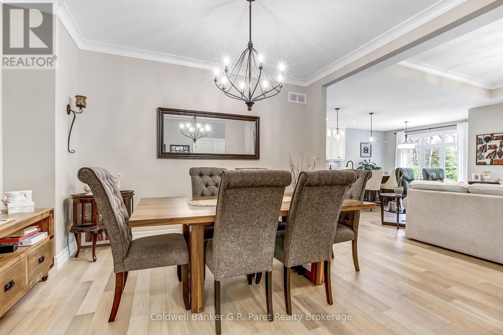 10151 Pinery Bluffs Road, Lambton Shores (Grand Bend), Ontario  N0M 1T0 - Photo 10 - X13174336