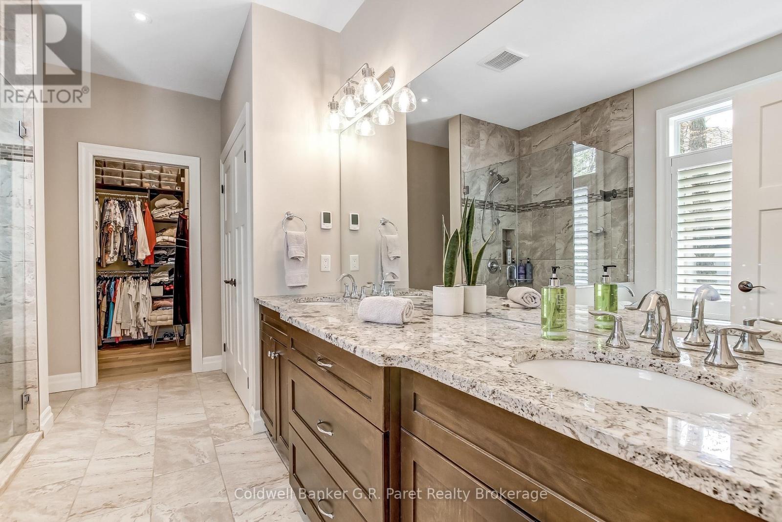 10151 Pinery Bluffs Road, Lambton Shores (Grand Bend), Ontario  N0M 1T0 - Photo 21 - X13174336