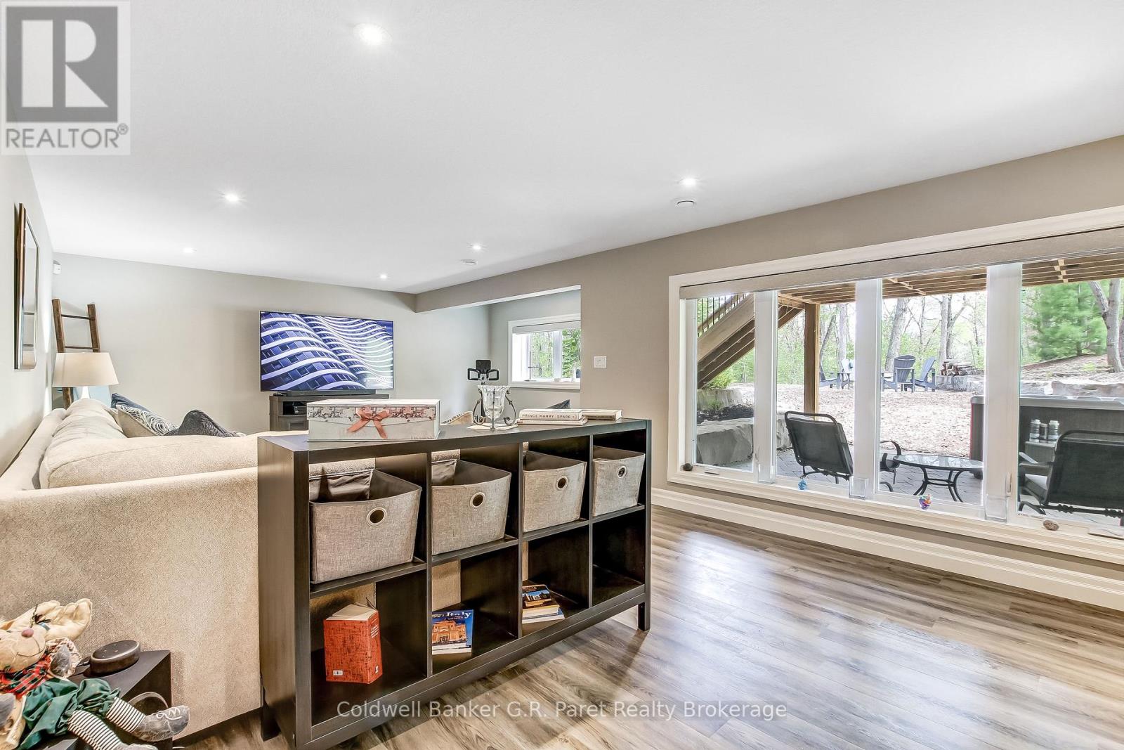 10151 Pinery Bluffs Road, Lambton Shores (Grand Bend), Ontario  N0M 1T0 - Photo 30 - X13174336