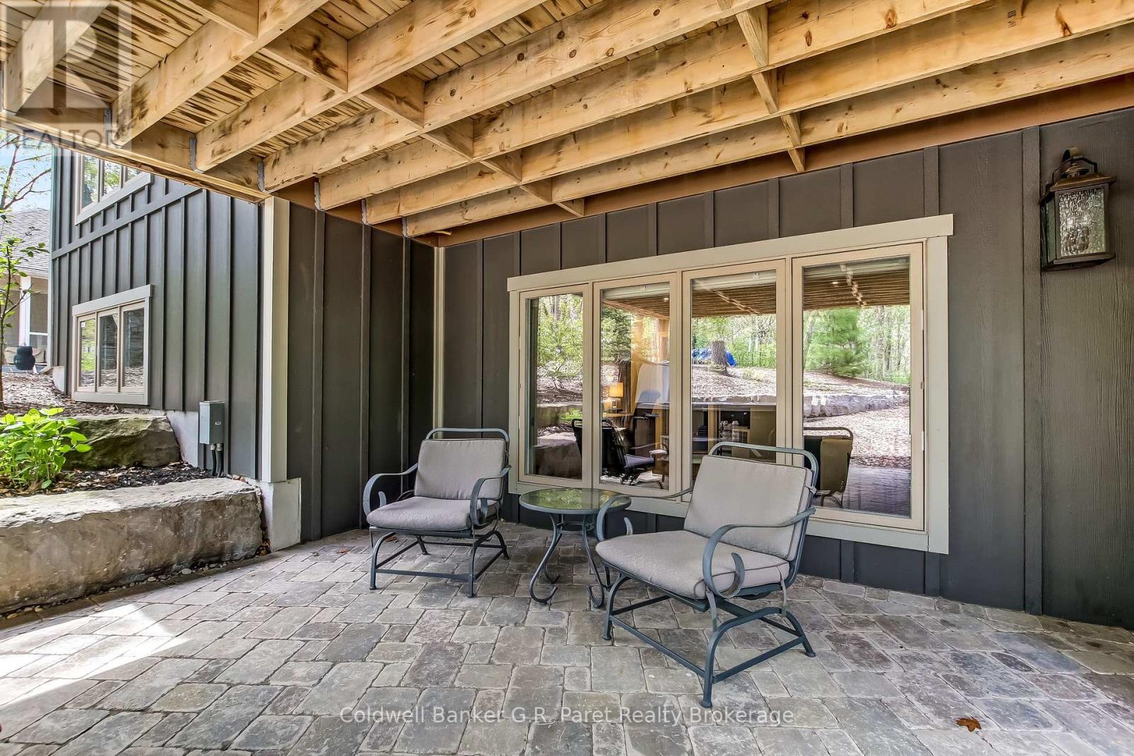 10151 Pinery Bluffs Road, Lambton Shores (Grand Bend), Ontario  N0M 1T0 - Photo 37 - X13174336