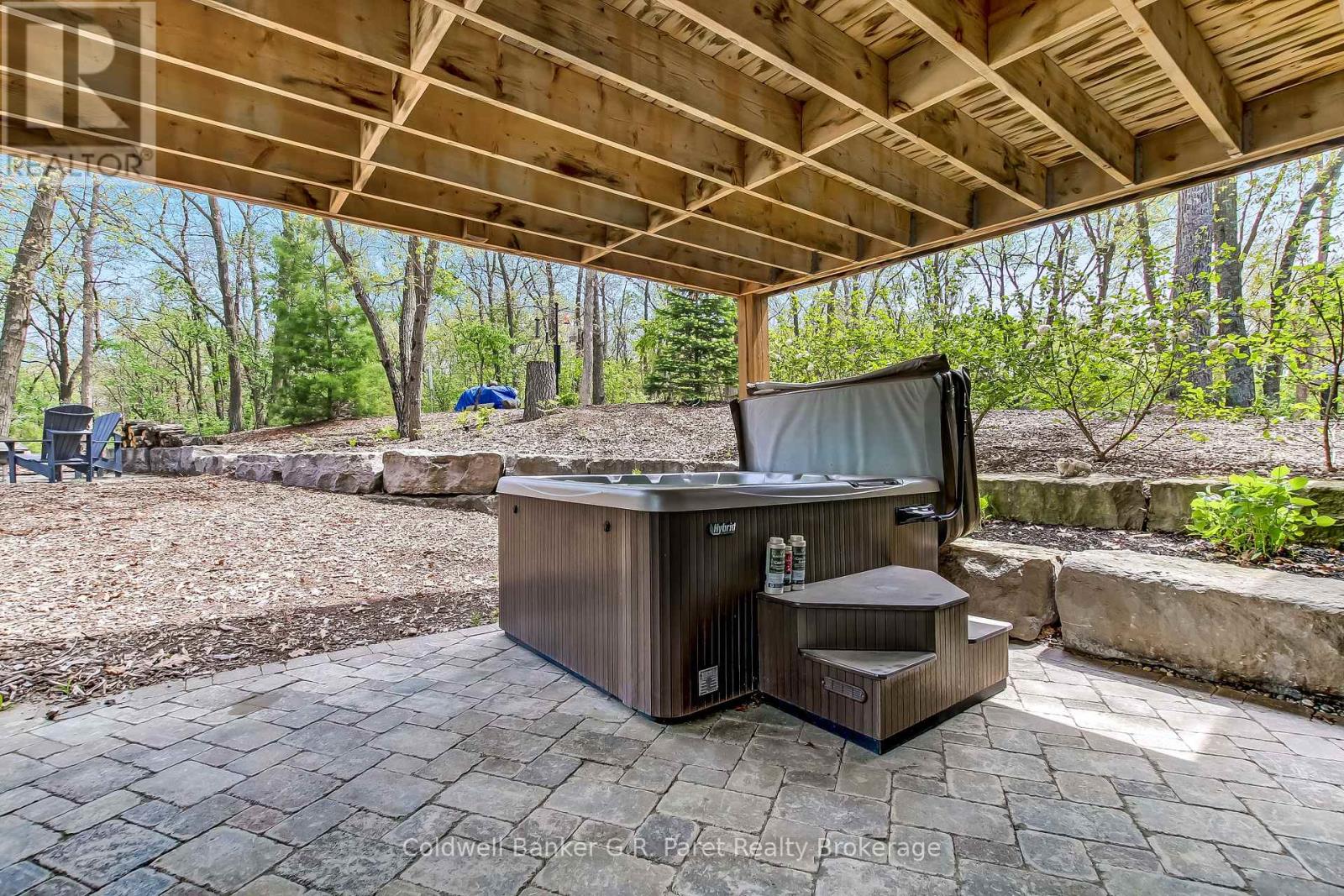 10151 Pinery Bluffs Road, Lambton Shores (Grand Bend), Ontario  N0M 1T0 - Photo 38 - X13174336