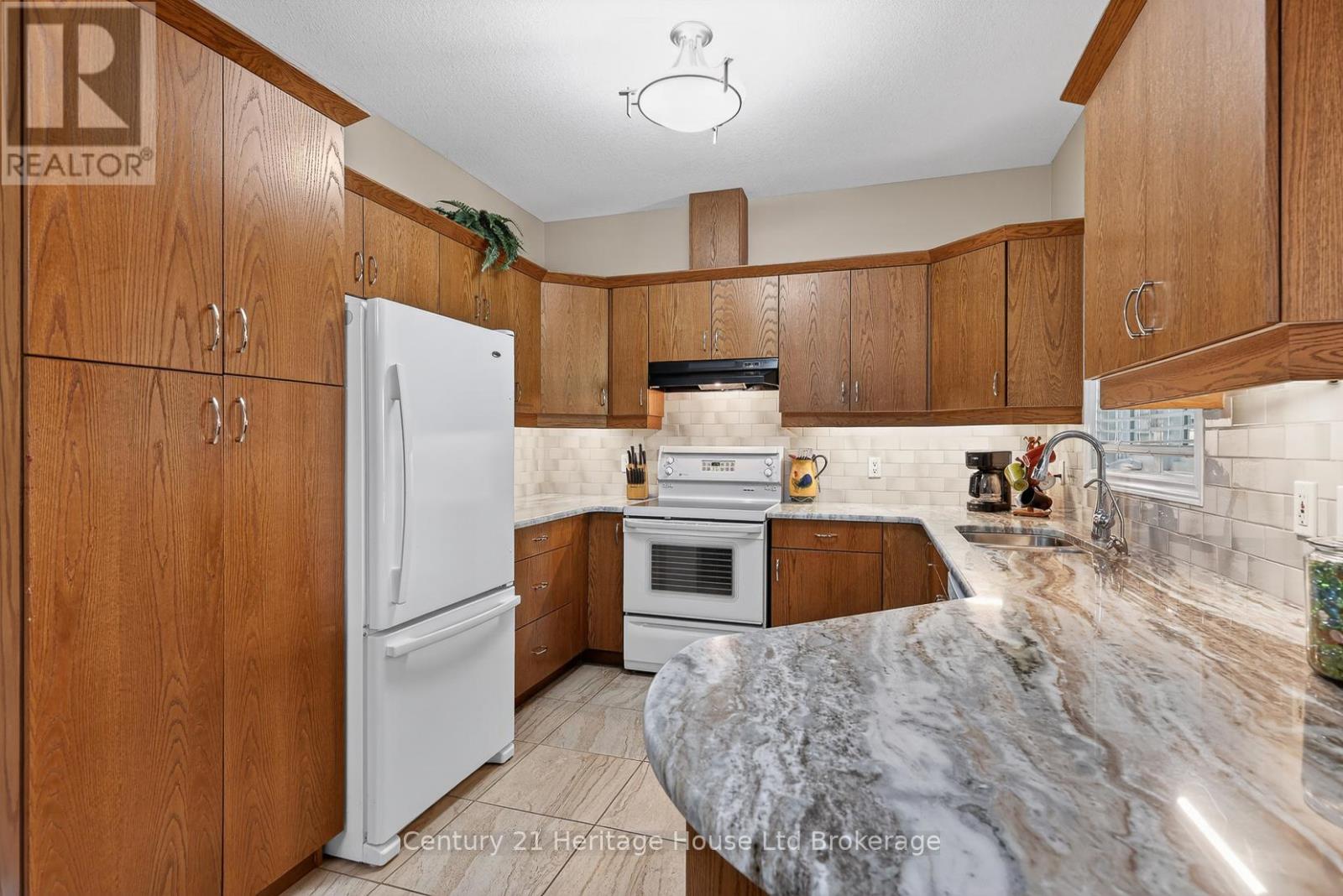 13 - 450 Lakeview Drive, Woodstock (Woodstock - North), Ontario  N4T 1V6 - Photo 8 - X13175588