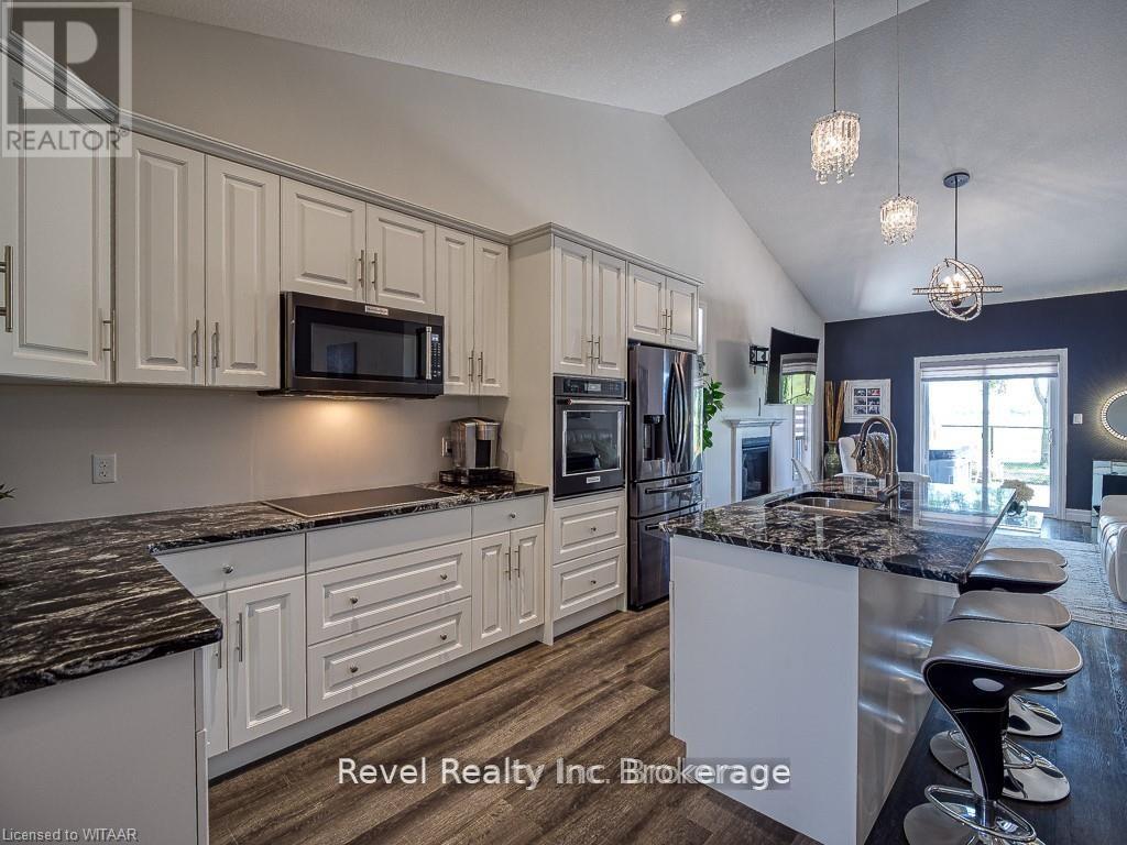 1072 Alberni Road, Woodstock (Woodstock - North), Ontario  N4T 0C3 - Photo 11 - X13176078