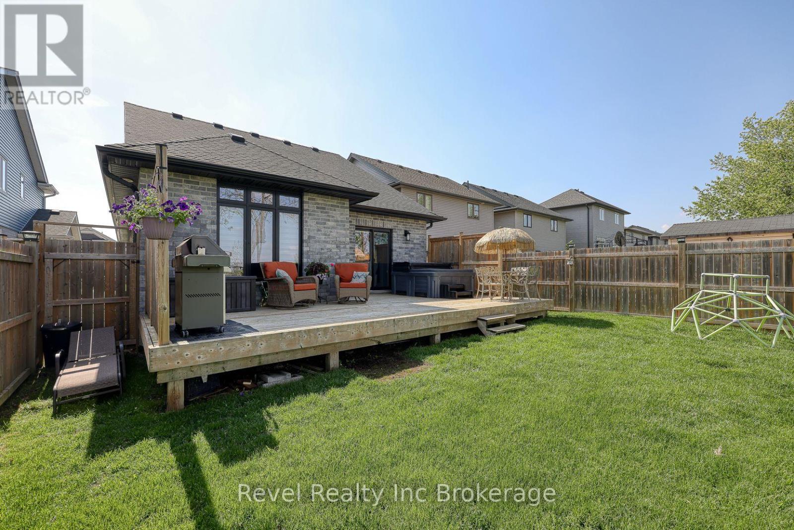 1072 Alberni Road, Woodstock (Woodstock - North), Ontario  N4T 0C3 - Photo 29 - X13176078