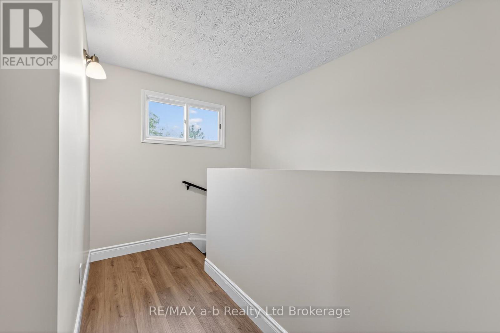 267 Beckett Road, Ingersoll (Ingersoll - North), Ontario  N5C 3X4 - Photo 12 - X13182434