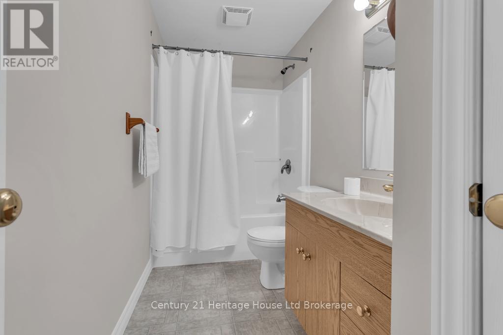 137 Ferguson Drive, Woodstock (Woodstock - South), Ontario  N4V 1H4 - Photo 28 - X13188392
