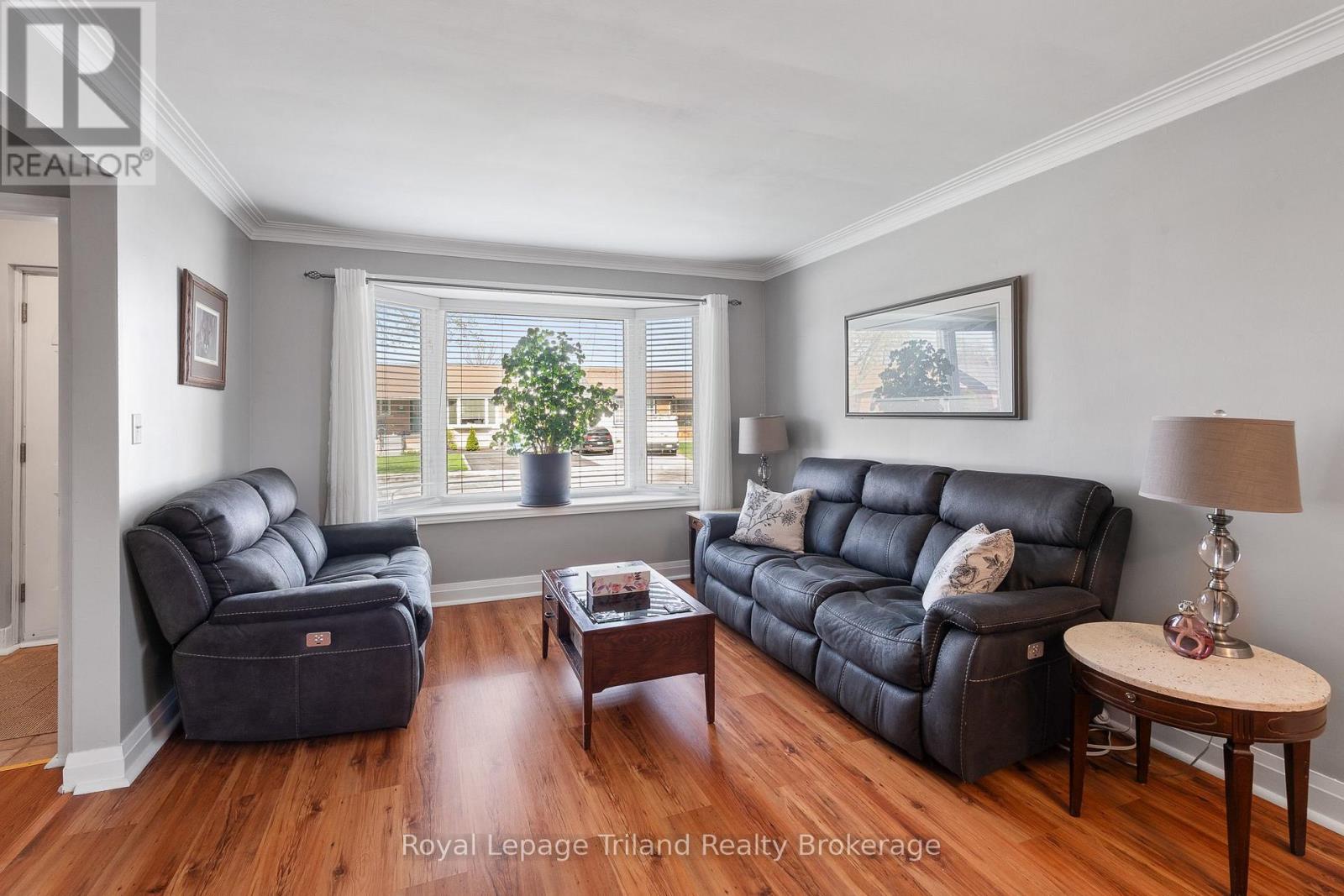 91 Wise Crescent, Hamilton (Huntington), Ontario  L8T 2L7 - Photo 9 - X13193606