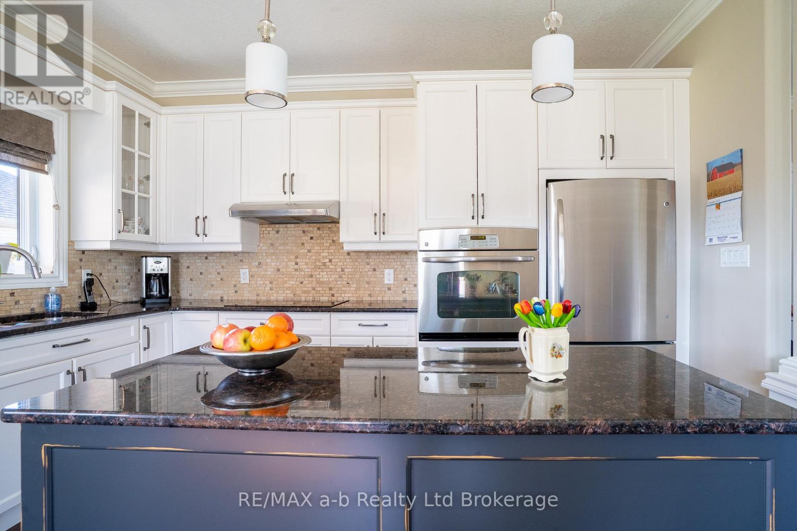 220 Poldon Drive, Norwich (Norwich Town), Ontario  N0J 1P0 - Photo 12 - X13196116