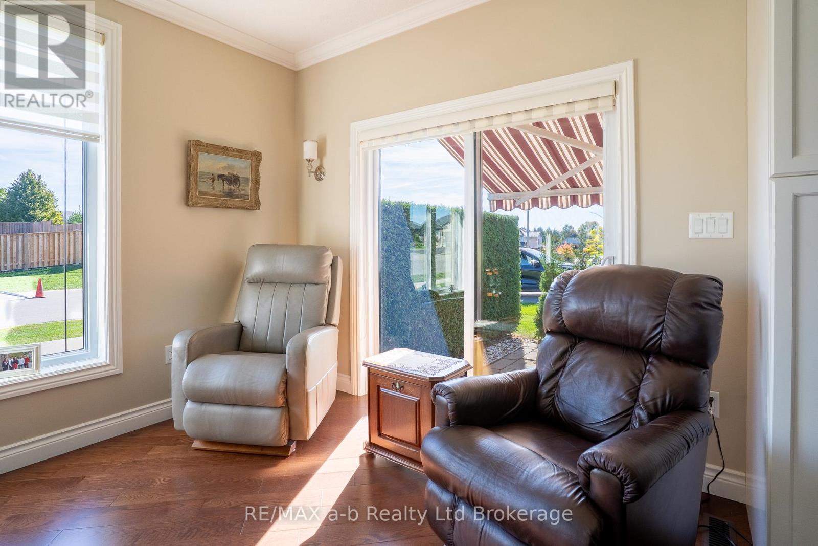 220 Poldon Drive, Norwich (Norwich Town), Ontario  N0J 1P0 - Photo 14 - X13196116