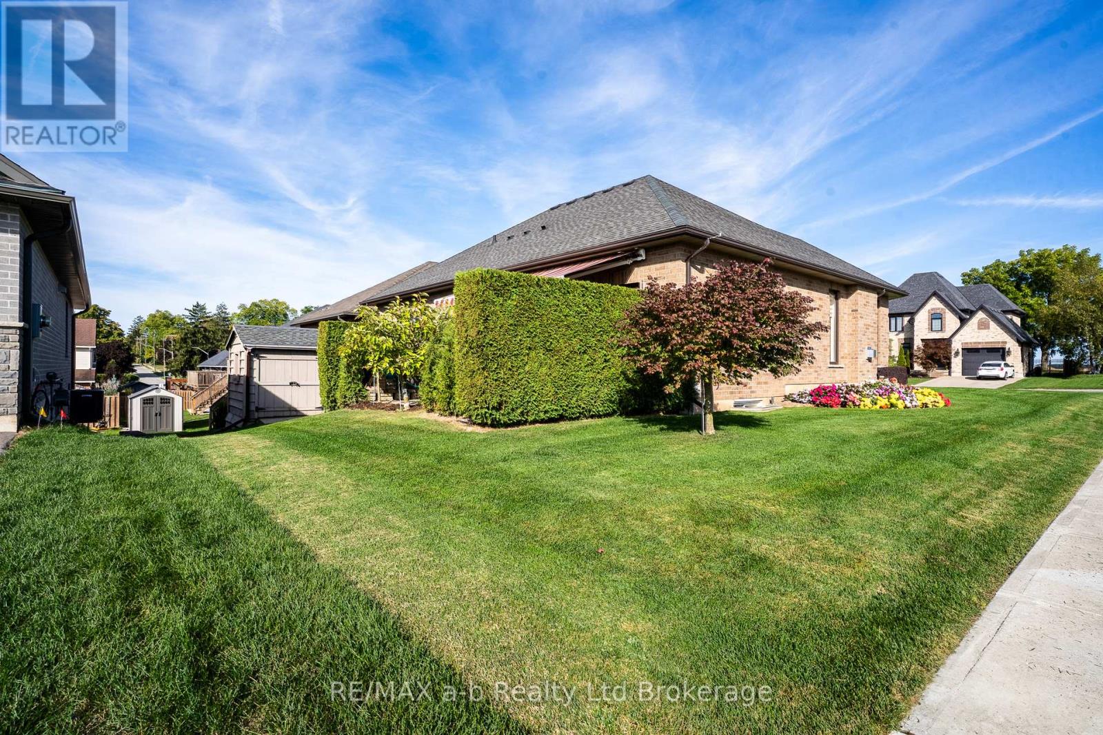 220 Poldon Drive, Norwich (Norwich Town), Ontario  N0J 1P0 - Photo 4 - X13196116