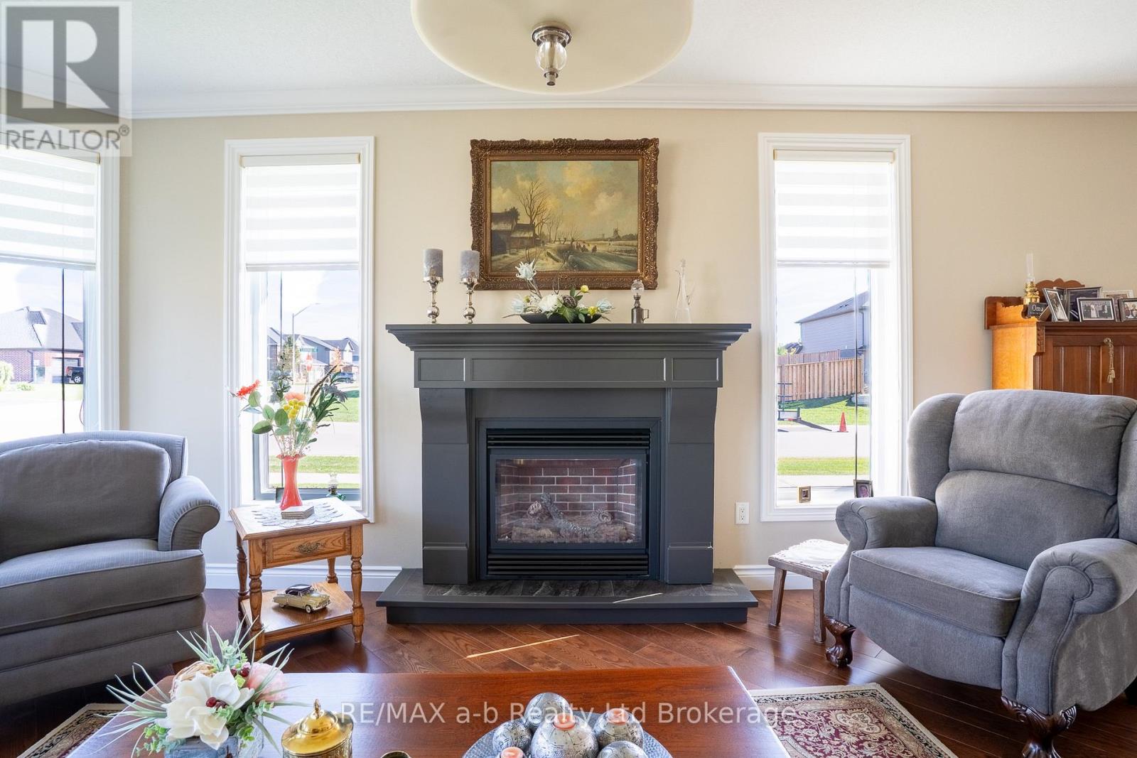 220 Poldon Drive, Norwich (Norwich Town), Ontario  N0J 1P0 - Photo 8 - X13196116