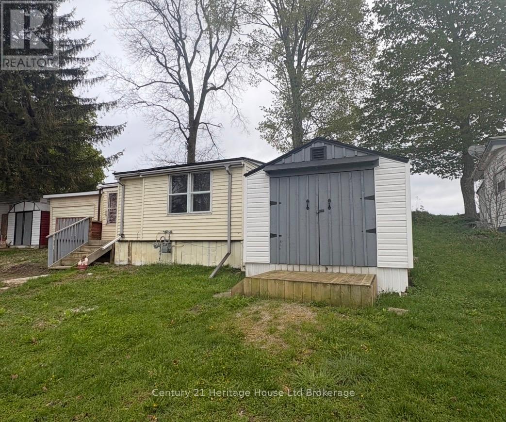 5 Hillcrest - 596101 Oxford 59 Highway, East Zorra-Tavistock (Hidden Valley), Ontario  N4S 7W1 - Photo 2 - X13204938