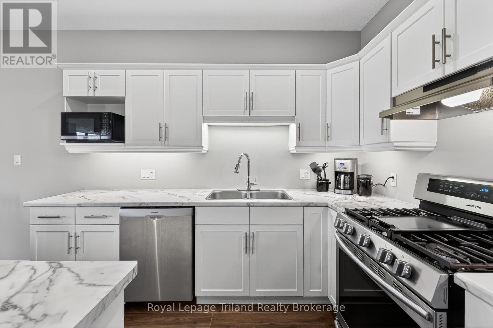 301 Boyd Boulevard, Zorra (Thamesford), Ontario  N0M 2M0 - Photo 17 - X13206220