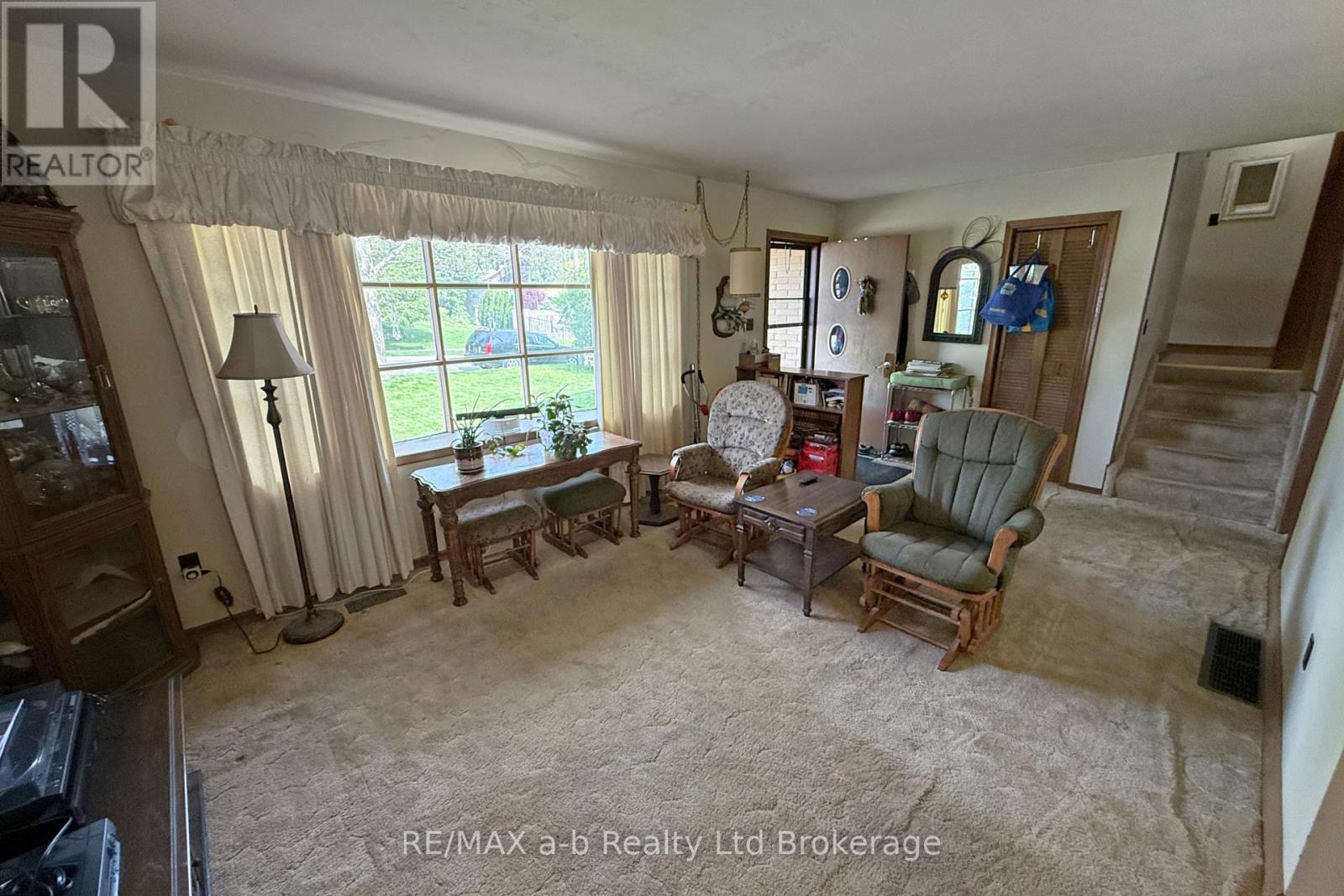 213 Belgrave Street, Woodstock (Woodstock - North), Ontario  N4S 7K1 - Photo 7 - X13206606