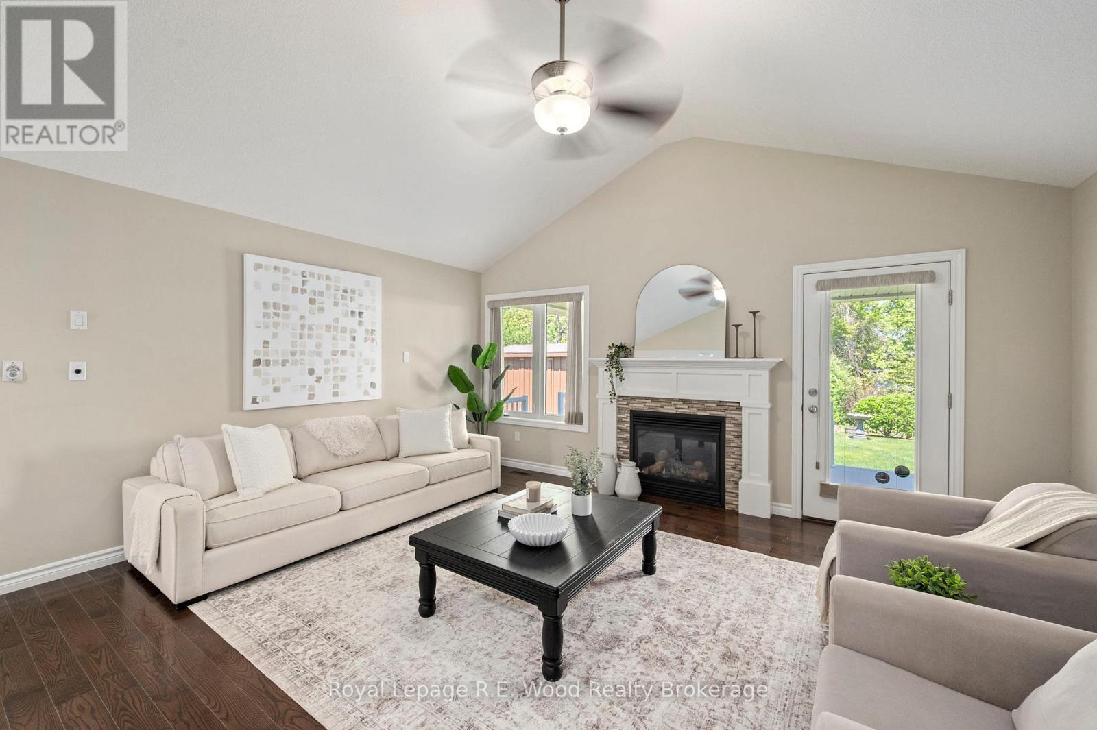 16 Colin Avenue, Tillsonburg, Ontario  N4G 0E5 - Photo 12 - X13210240