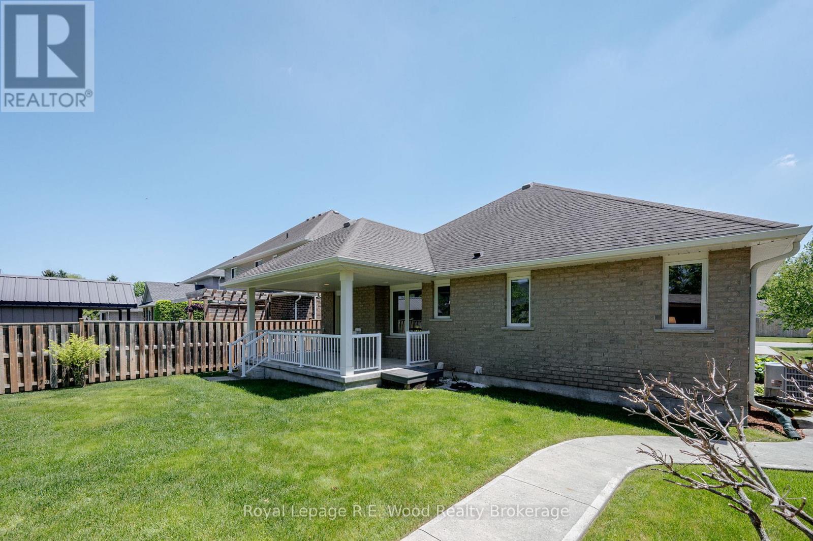 16 Colin Avenue, Tillsonburg, Ontario  N4G 0E5 - Photo 31 - X13210240