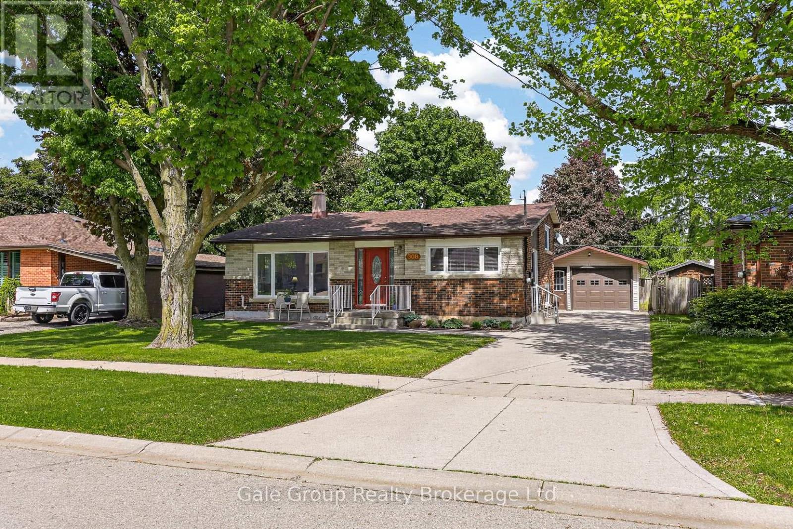 308 Willowgrove Crescent, Woodstock (Woodstock - North), Ontario  N4S 7N4 - Photo 2 - X13212420