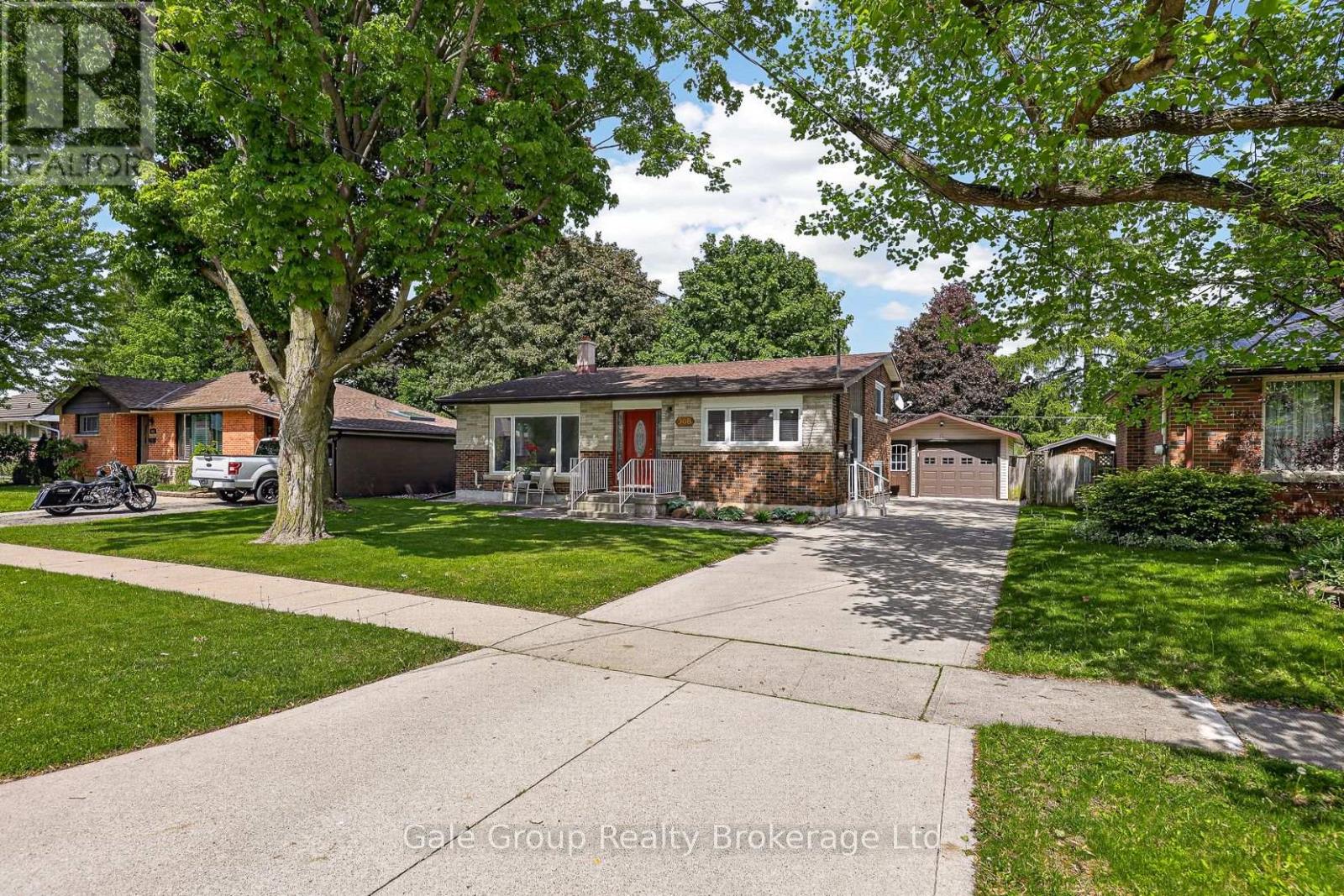 308 Willowgrove Crescent, Woodstock (Woodstock - North), Ontario  N4S 7N4 - Photo 4 - X13212420