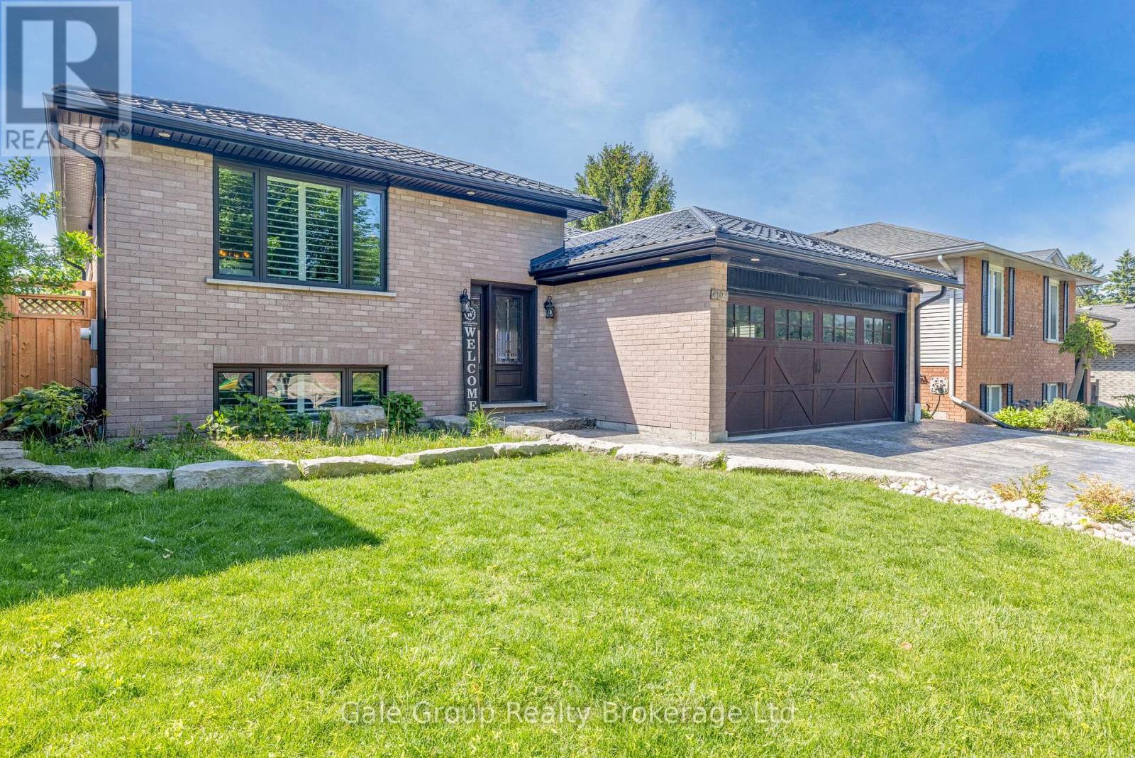 10 Knowles Drive, Woodstock (Woodstock - North), Ontario  N4S 8T9 - Photo 2 - X13215084