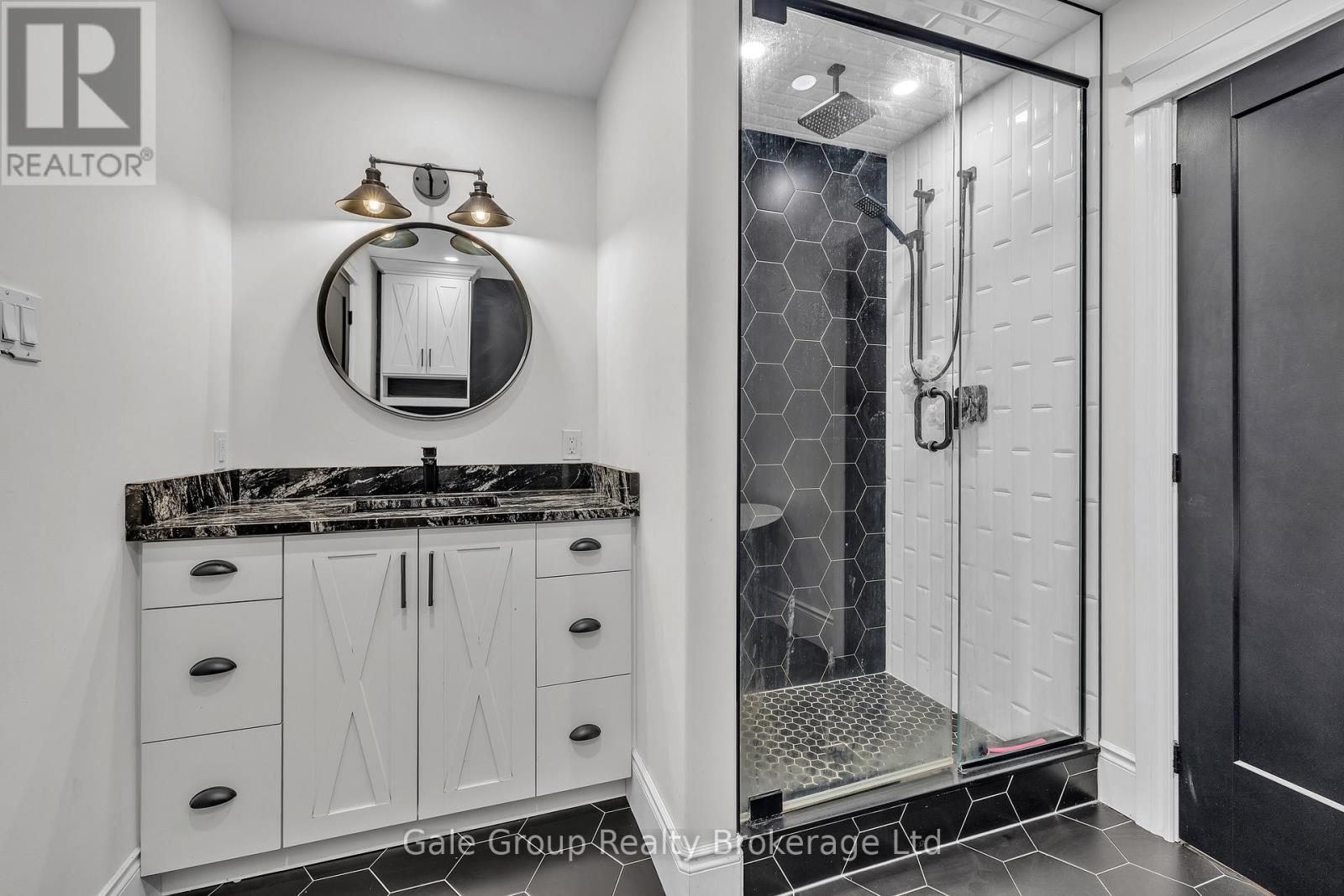 10 Knowles Drive, Woodstock (Woodstock - North), Ontario  N4S 8T9 - Photo 5 - X13215084