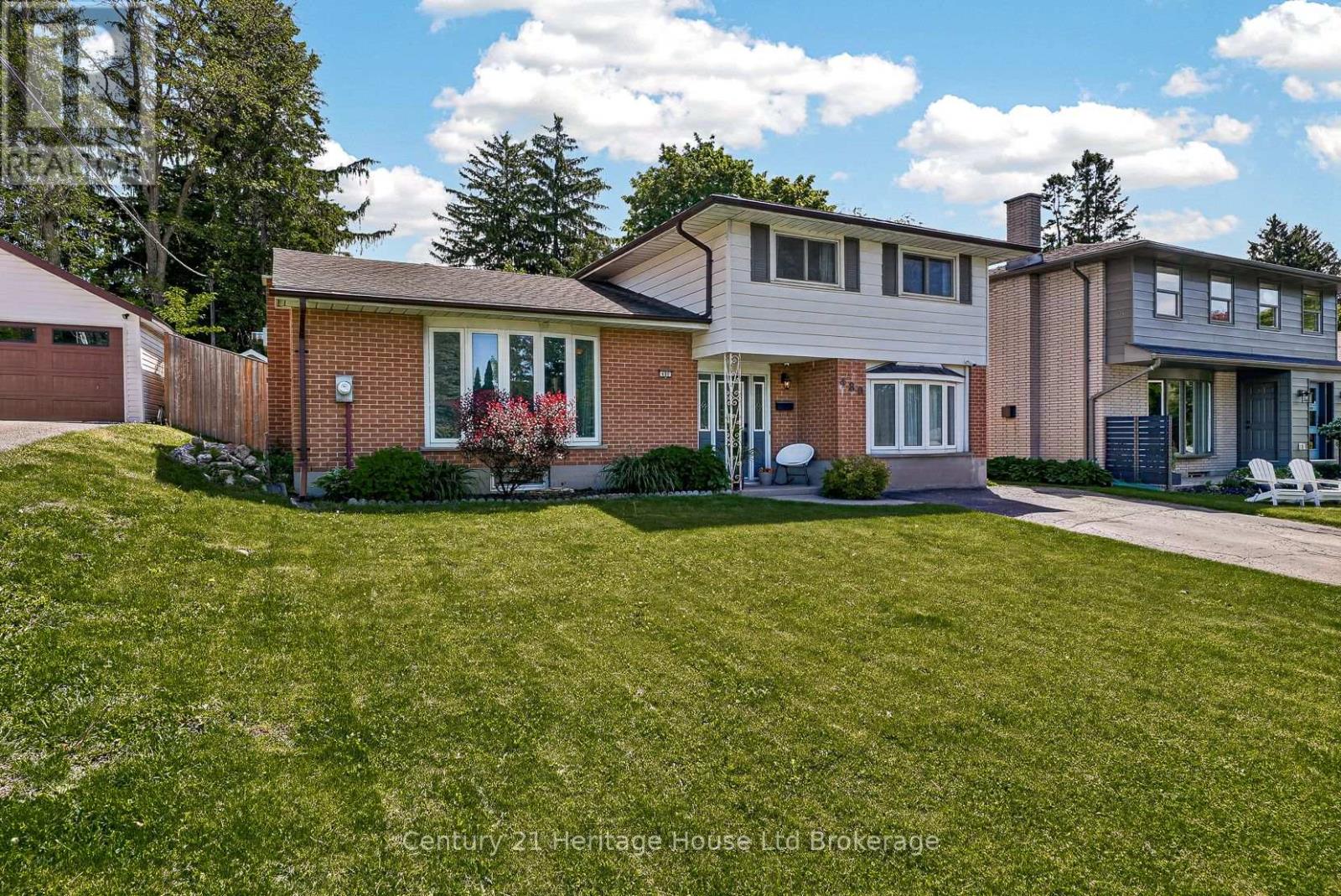 480 Lee Avenue, Woodstock (Woodstock - North), Ontario  N4S 6Y3 - Photo 2 - X13215906
