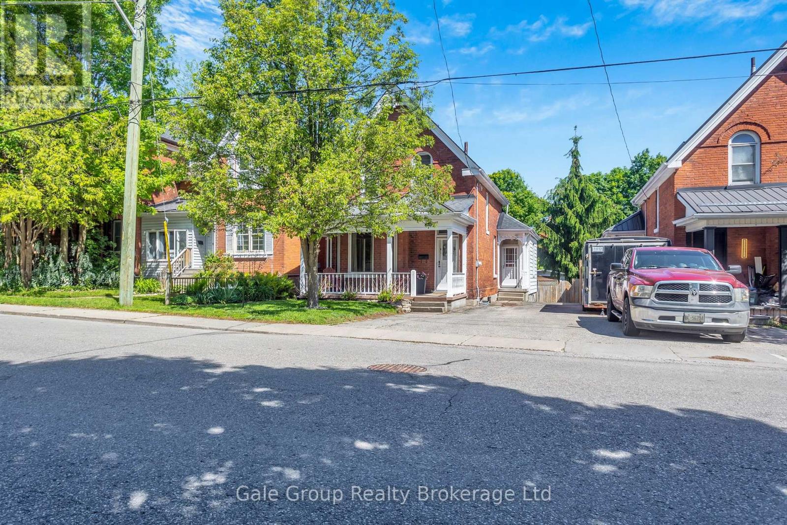 577 George Street, Woodstock (Woodstock - North), Ontario  N4S 4J7 - Photo 2 - X13218684