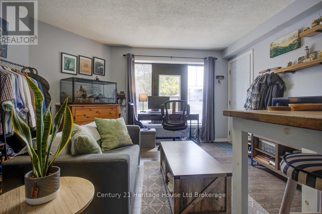 Unit #6 - 42 Harvey Street, Tillsonburg, Ontario  N4G 3J8 - Photo 7 - X13220138