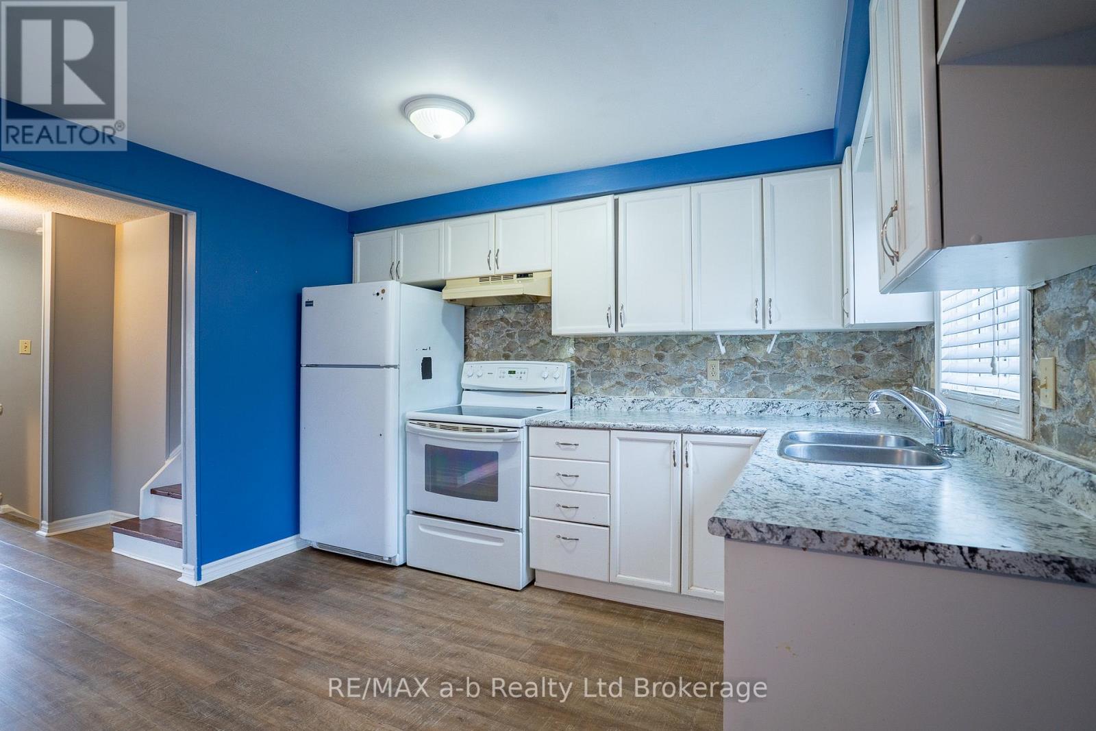 6 - 380 Quarter Town Line, Tillsonburg, Ontario  N4G 5L5 - Photo 7 - X13225530