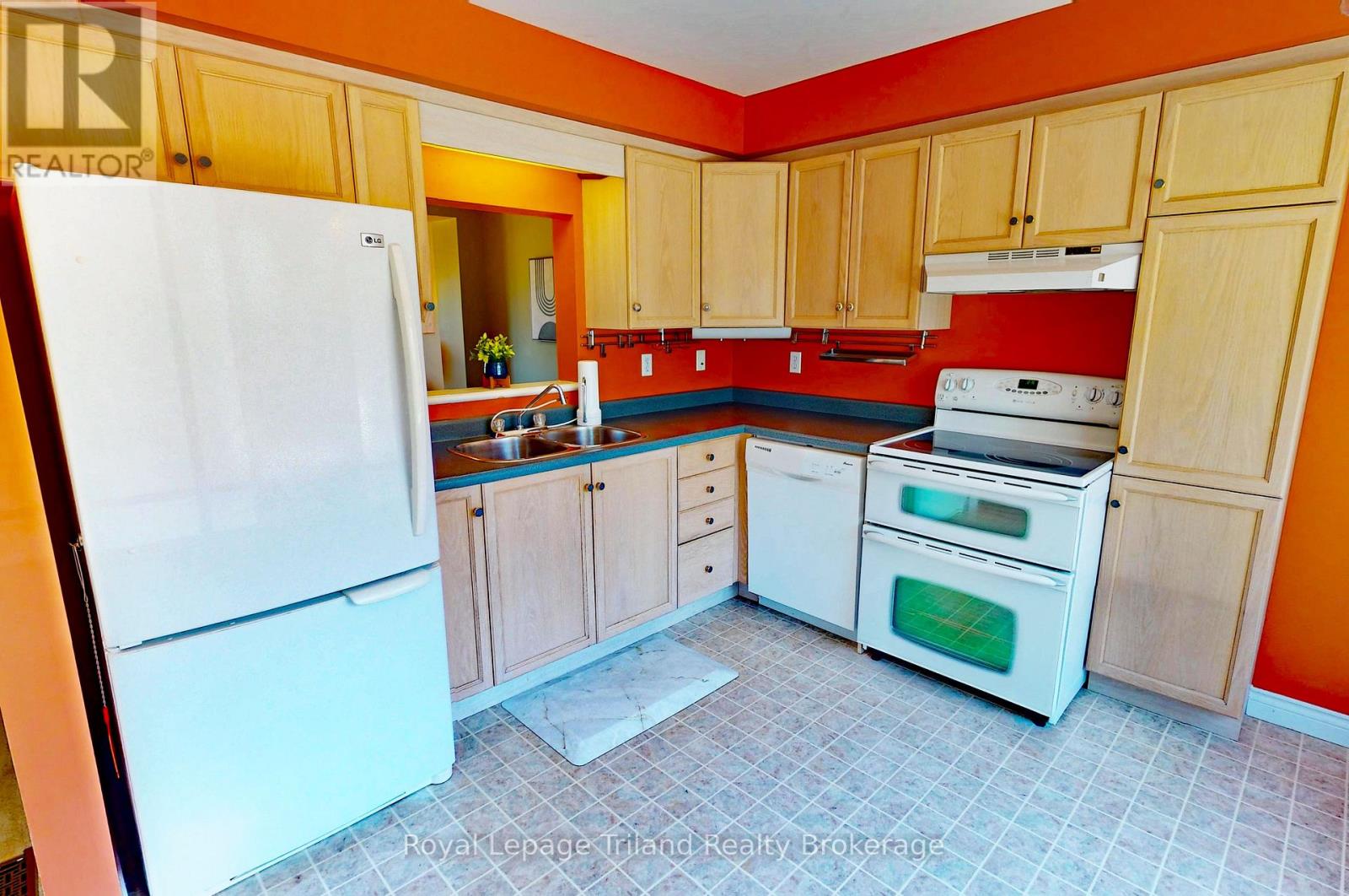 34 - 46 Conestoga Road, Woodstock (Woodstock - North), Ontario  N4T 1S4 - Photo 7 - X13229554