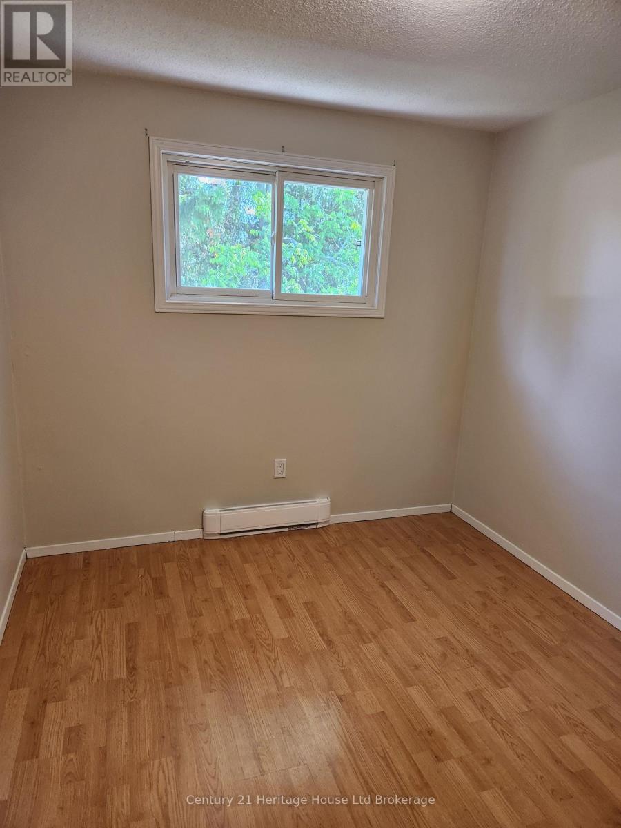 6 - 380 Springbank Avenue N, Woodstock (Woodstock - North), Ontario  N4T 1L8 - Photo 10 - X13230692