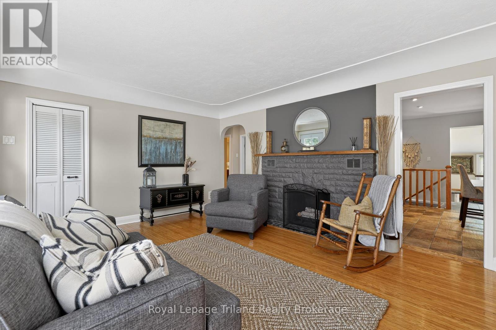 236 Delatre Street W, Zorra (Thamesford), Ontario  N0M 2M0 - Photo 10 - X13234990
