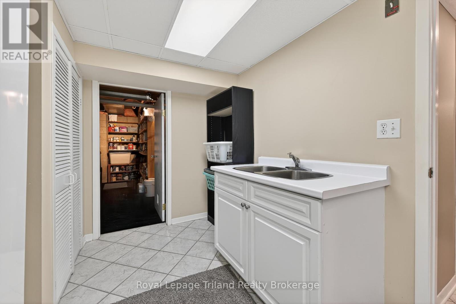 236 Delatre Street W, Zorra (Thamesford), Ontario  N0M 2M0 - Photo 34 - X13234990