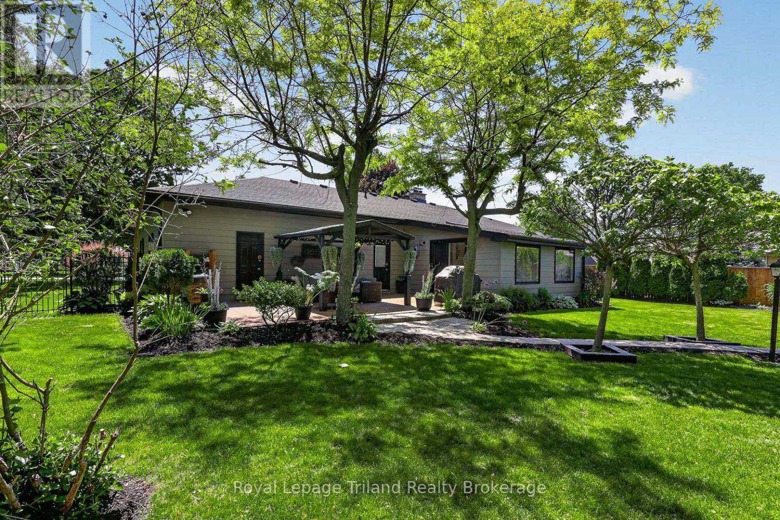 236 Delatre Street W, Zorra (Thamesford), Ontario  N0M 2M0 - Photo 41 - X13234990