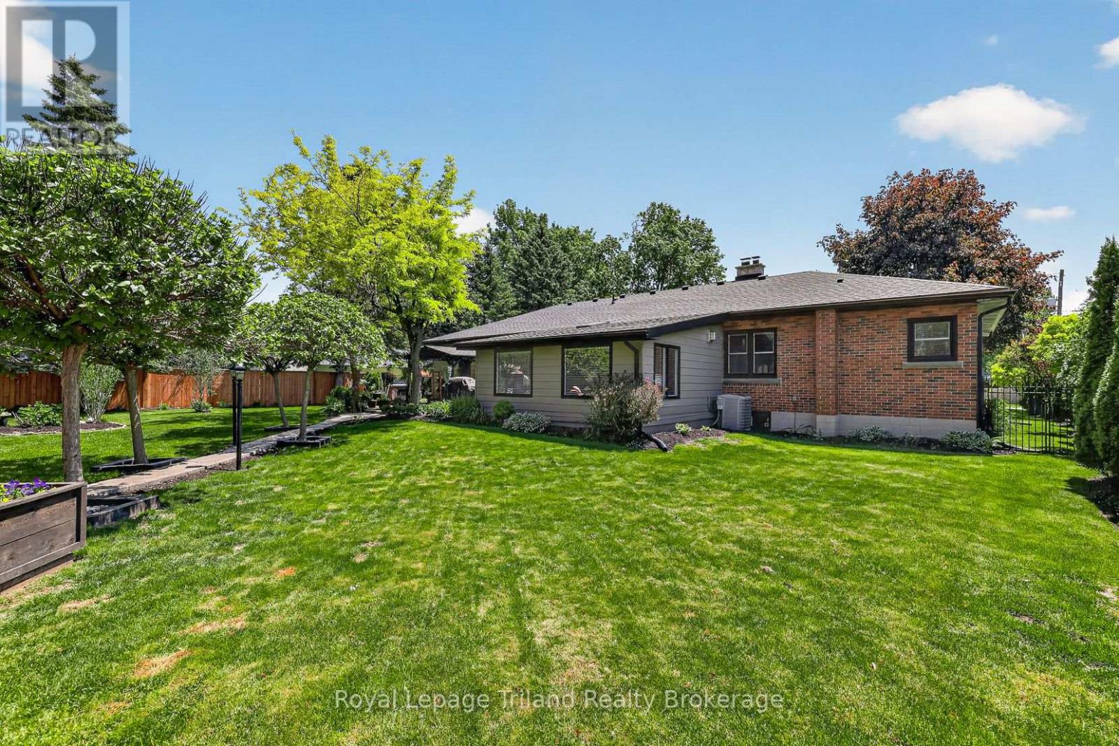 236 Delatre Street W, Zorra (Thamesford), Ontario  N0M 2M0 - Photo 43 - X13234990