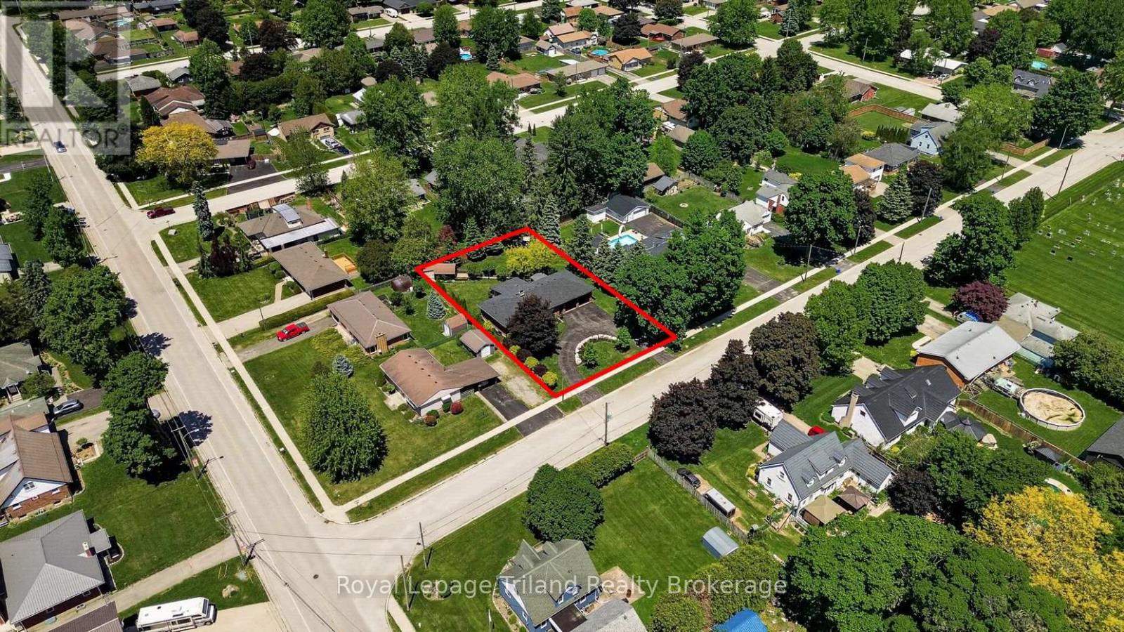 236 Delatre Street W, Zorra (Thamesford), Ontario  N0M 2M0 - Photo 5 - X13234990